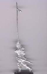 Schwedischer Pikenier mit Helm, vorgehend, 4. Glied