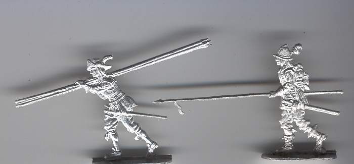 Pikenier mit Hut, Schwede, Res. Spieße geschultert, gehend / Schwedischer Pikenier mit Helm vorgehend, I. Glied